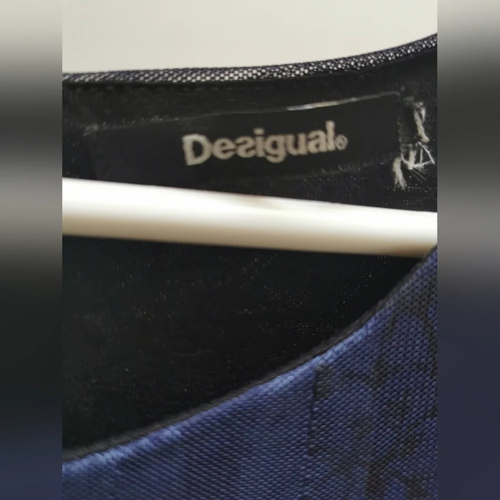 Desigual Rachel Blouse Blue size Large ptp 21" - Picture 10 of 10